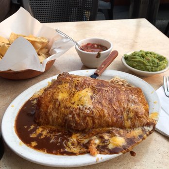 Roberto's Cafe - Mexican Near Me - Mammoth Lakes, California Roberto's Cafe - Mexican Near Me - Mammoth Lakes, California