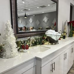 Kelly's Nails & Spa
