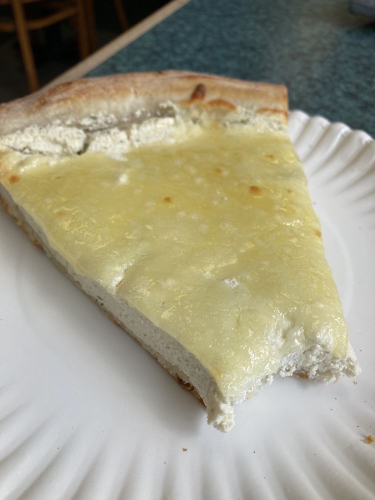 YAPHANK COMMUNITY PIZZA Updated October 2024 20 Reviews Yaphank