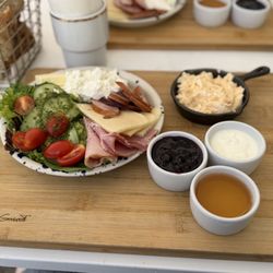 Cały Gaweł - Kashubian breakfast