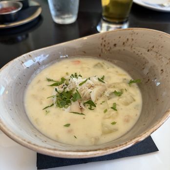 Beach Chalet Brewery and Restaurant - Very good seafood chowder, but the optional added crab portion was rather small for the $10 price tag. - Breweries Near Me - San Francisco, California