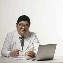 Ryan Chang, DPM