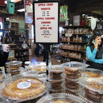 Carter Mountain Orchard - Slice of life - Pick Your Own Farms Near Me - Charlottesville, Virginia