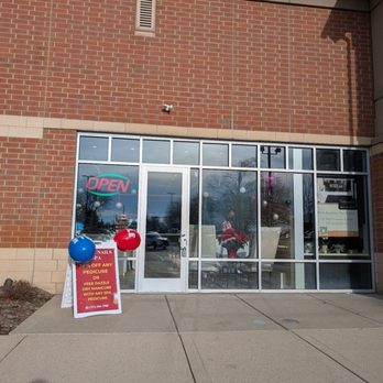 Space Nails Spa - Nail Salons Near Me - Kildeer, Illinois