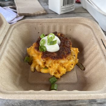 Off The Grid - Truffle Mac was drool worthy - Food Trucks Near Me - Sandwich, Massachusetts Off The Grid - Truffle Mac was drool worthy - Food Trucks Near Me - Sandwich, Massachusetts