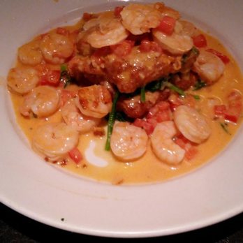 Marlow's Tavern - Shrimp n grits - New American Near Me - Kennesaw, Georgia Marlow's Tavern - Shrimp n grits - New American Near Me - Kennesaw, Georgia