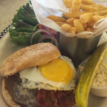 Eveready Diner - Burger, it was pretty terrible - Diners Near Me - Hyde Park, New York Eveready Diner - Burger, it was pretty terrible - Diners Near Me - Hyde Park, New York