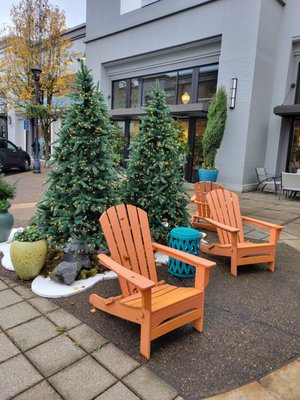 Bridgeport Village by null