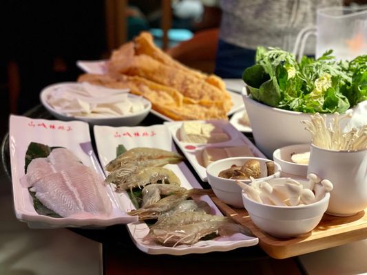 Shancheng Lameizi Hot Pot by null