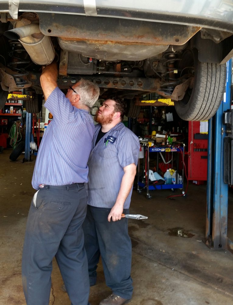 MARTY’S AUTOMOTIVE Updated August 2024 827 Rathbone Ave, Aurora