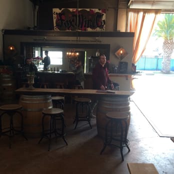 Fox Wine - Wine Tasting Room Near Me - Santa Barbara, California