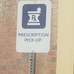 Jane Phillips MedCare Pharmacy - Sitting in parking for med pick up