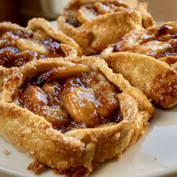 Sellands Neighborhood Cafe and Bar - Apple Crostata