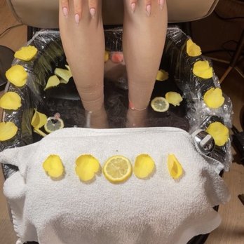 Kitchen Nail Bar - Mountain View - Tis the season pedicure special - Nail Salons Near Me - Mountain View, California Kitchen Nail Bar - Mountain View - Tis the season pedicure special - Nail Salons Near Me - Mountain View, California