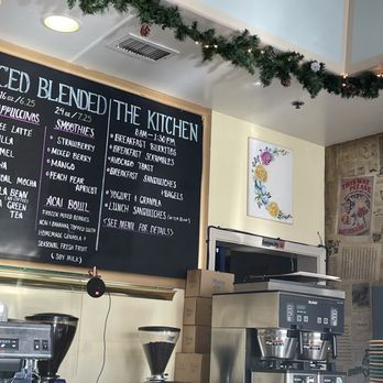 Luna Coffee Bar - Kitchen and ice blended menu - Coffee & Tea Near Me - Cayucos, California Luna Coffee Bar - Kitchen and ice blended menu - Coffee & Tea Near Me - Cayucos, California