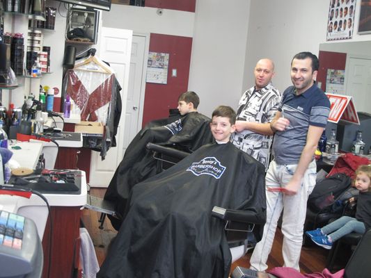 Benny's BarberShop by null