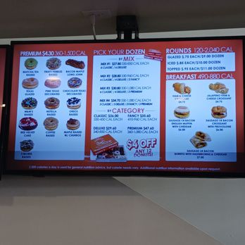 Randy's Donuts - Donuts Near Me - Pasadena, California