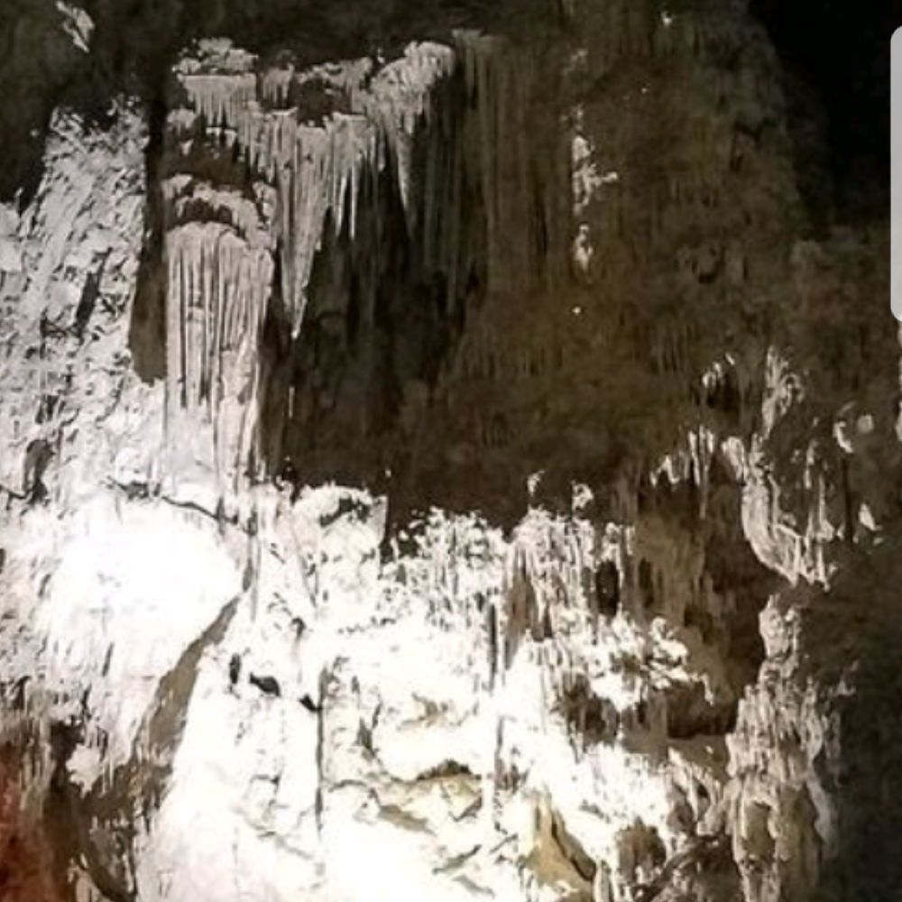 Grotta dello Smeraldo - more formation - Landmarks & Historical Buildings Near Me