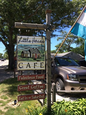 Little House Café by null