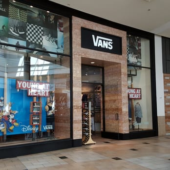 Vans - Shoe Stores Near Me - Orlando, Florida