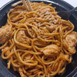 VS Wings & VS Noodles
