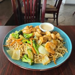 Chicken and shrimp hibachi