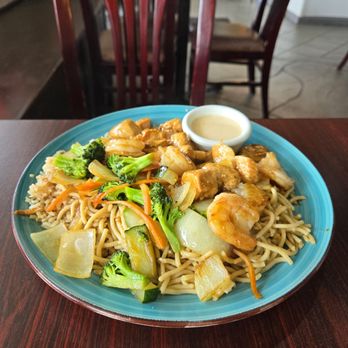 Sushi World by Oishii - Chicken and shrimp hibachi - Ramen Near Me - Burlington, North Carolina