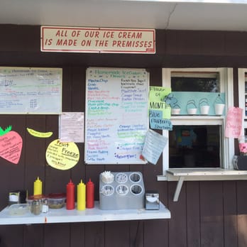 Lickity Splitz - Ice cream menu - Ice Cream & Frozen Yogurt Near Me - Winchendon, Massachusetts