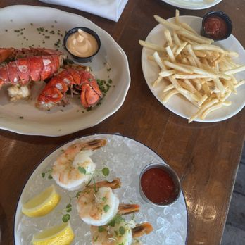 Joia Beach - Fried lobster, shrimp cocktail, fries and popcorn shrimp. - Modern European Near Me - Miami, Florida
