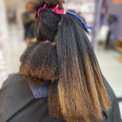 Flourish Curls Salon