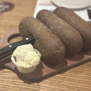 Outback Steakhouse - Bread - Steakhouses Near Me - Canton, Ohio