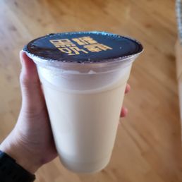 Jasmine green milk tea no ice ($3.25, if I remember correctly) Jasmine green milk tea no ice ($3.25, if I remember correctly)