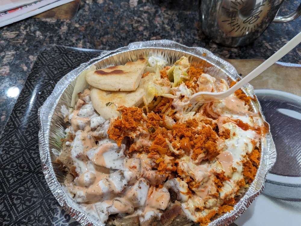 Food from King Of Gyro