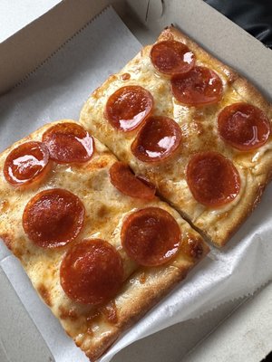 4 Corners Pizzeria by null