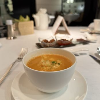 明閣 - Lobster noodle - Cantonese Near Me - Hong Kong, HK