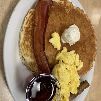 Henry's Cafe - Breakfast & Brunch Near Me - Tehachapi, California Henry's Cafe - Breakfast & Brunch Near Me - Tehachapi, California