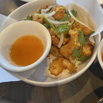 Saigon District Restaurant Presotea - Calamari 17. Garlic Butter Cajun Calamari - Vietnamese Near Me - Huntington Beach, California Saigon District Restaurant Presotea - Calamari 17. Garlic Butter Cajun Calamari - Vietnamese Near Me - Huntington Beach, California