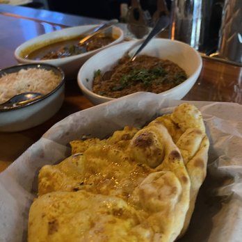 Dancing Yak - Garlic Naan - Himalayan/Nepalese Near Me - San Francisco, California Dancing Yak - Garlic Naan - Himalayan/Nepalese Near Me - San Francisco, California
