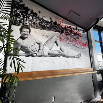 Monarch Ocean Pub - Gastropubs Near Me - Del Mar, California