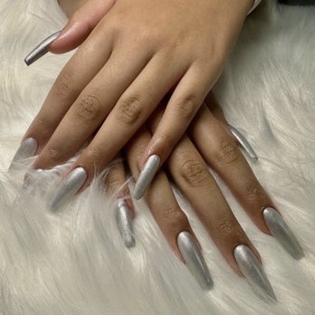Isoris Salon and Spa - Nail Salons Near Me - Miami, Florida Isoris Salon and Spa - Nail Salons Near Me - Miami, Florida