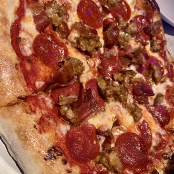 Bubba's 33 - 12" Meaty meaty pizza - Burgers Near Me - San Antonio, Texas Bubba's 33 - 12" Meaty meaty pizza - Burgers Near Me - San Antonio, Texas