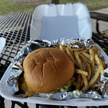Pawz Bar & Grill - Smashburger with fries - Hot Dogs Near Me - Columbia, Illinois Pawz Bar & Grill - Smashburger with fries - Hot Dogs Near Me - Columbia, Illinois