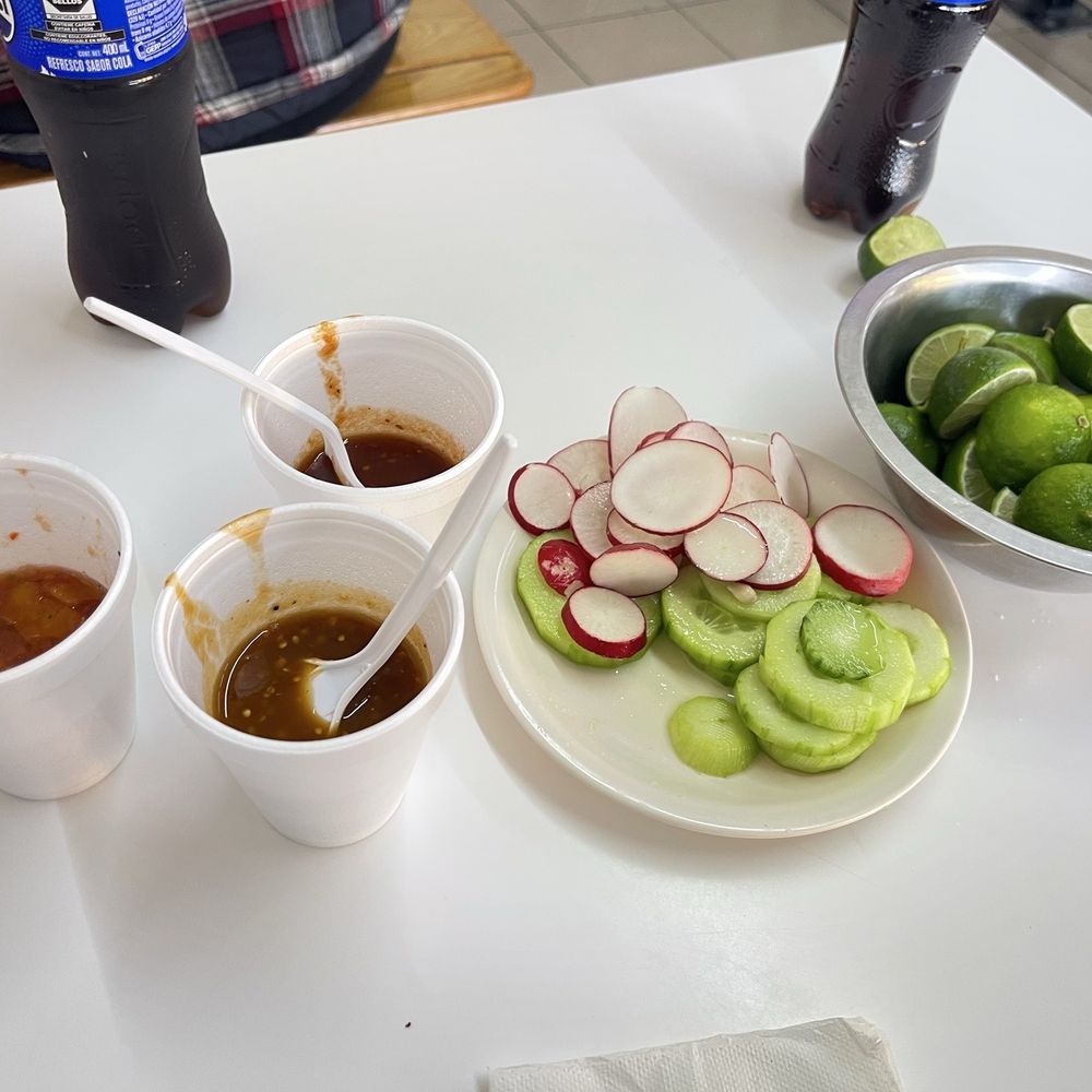 Tacos El Franc - 3 different salsas, limes , rabanos and cucumbers - Tacos Near Me - Tijuana, BCN Tacos El Franc - 3 different salsas, limes , rabanos and cucumbers - Tacos Near Me - Tijuana, BCN