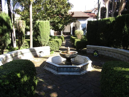 Museo Larreta by null