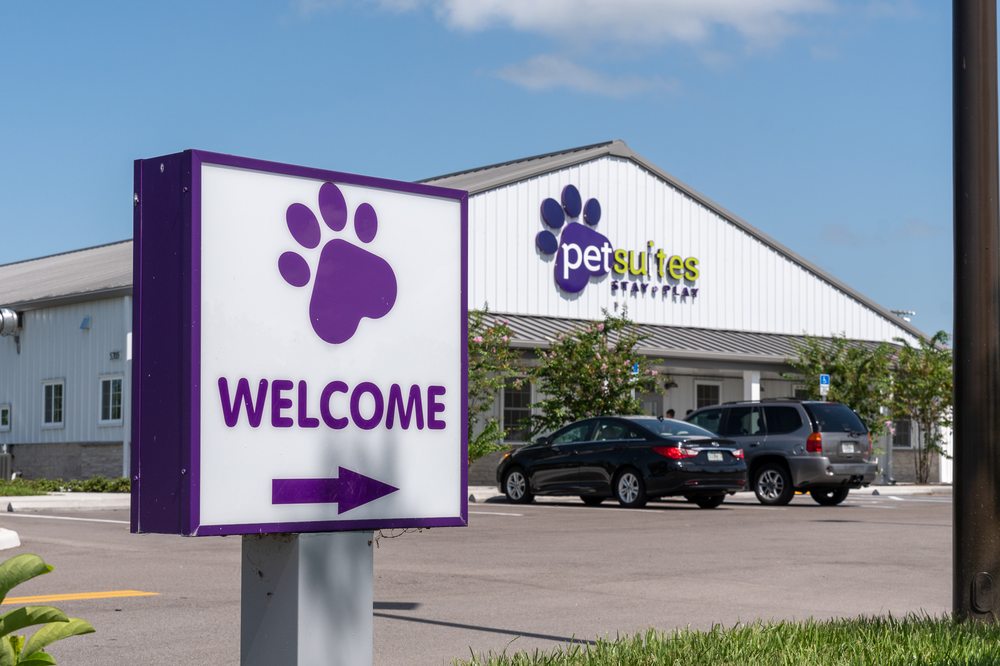 PetSuites Bradenton Image
