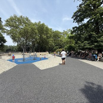 Heckscher Playground - Sprinklers - Parks Near Me - New York, New York Heckscher Playground - Sprinklers - Parks Near Me - New York, New York