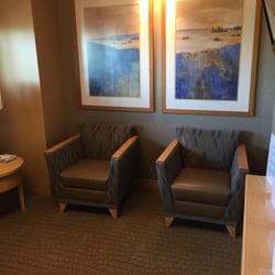 Eisenhower Schnitzer/Novack Breast Center - Lobby