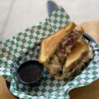 Everdine's Grilled Cheese Co. - Messy Jessy - Sandwiches Near Me - Naperville, Illinois Everdine's Grilled Cheese Co. - Messy Jessy - Sandwiches Near Me - Naperville, Illinois