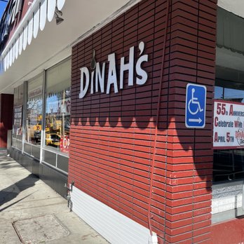 Dinah's Chicken - Outside - Chicken Shop Near Me - Glendale, California