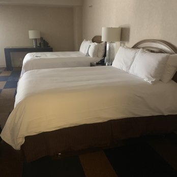 Renaissance Phoenix Downtown Hotel - Hotels Near Me - Phoenix, Arizona